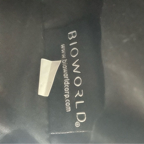 HOGWARTS 9 3/4 BIOWORLD SATCHEL WITH CROSSBODY STRAP HARRY POTTER New With Tags - Picture 11 of 16